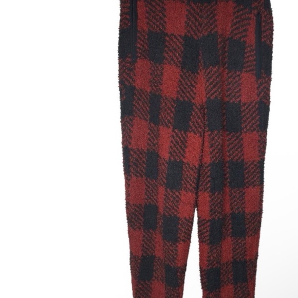 SKIMS Red and Black Checkered Knit Set - Picture 2 of 2
